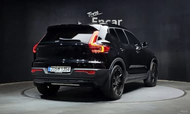 XC40