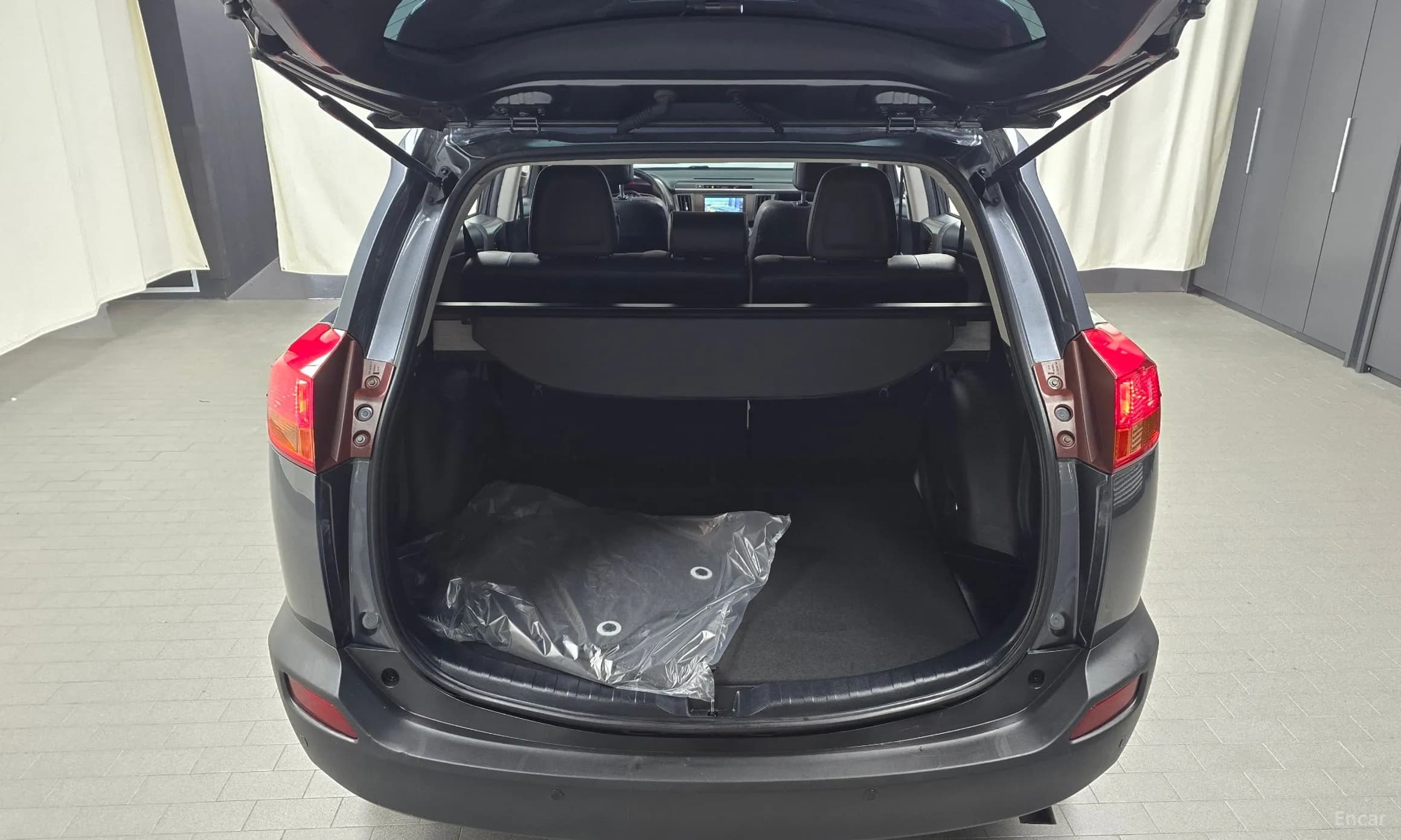 RAV4