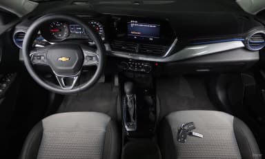 Trax Crossover