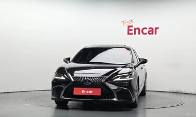 ES300h 7th Generation