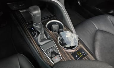 Camry (XV70)