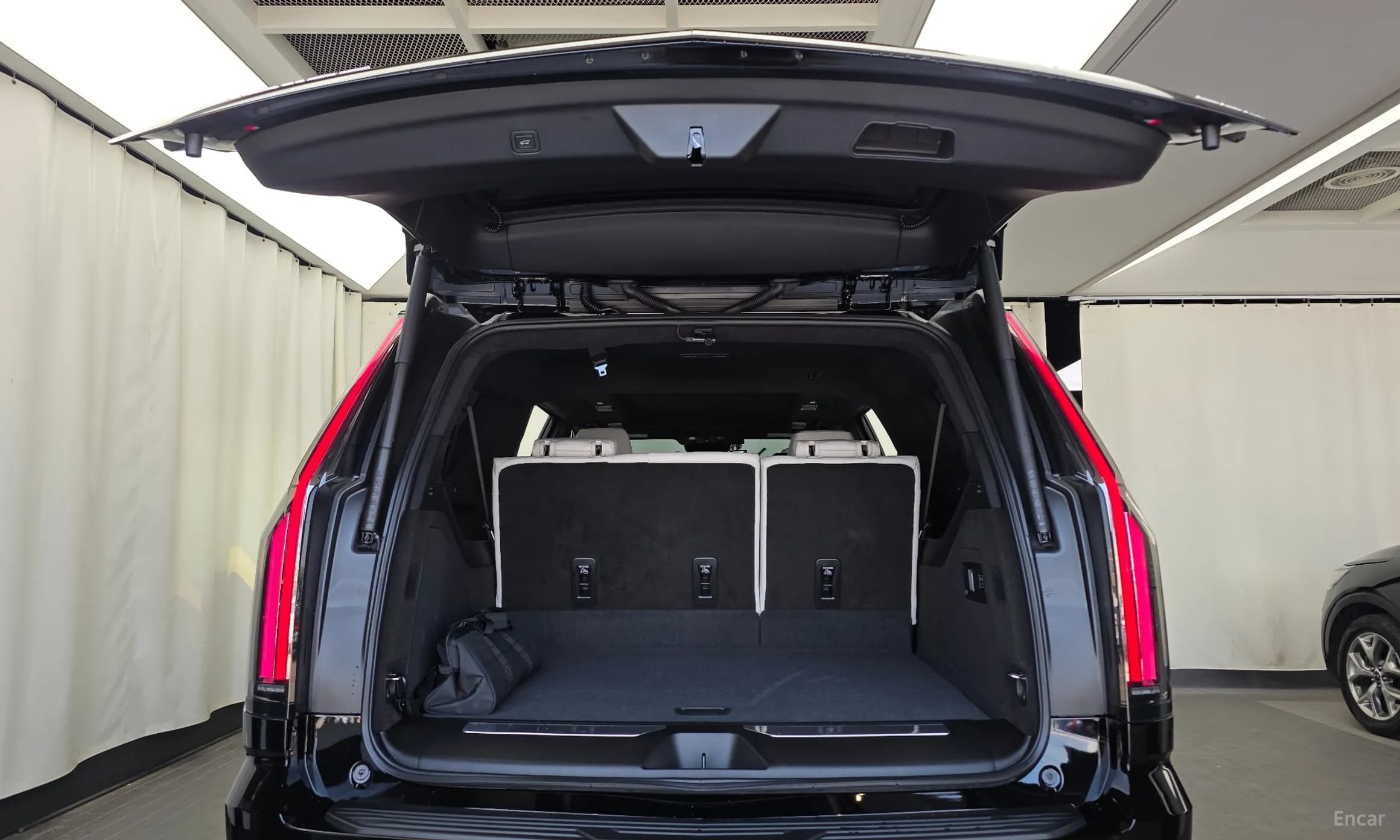 Escalade 5th Generation