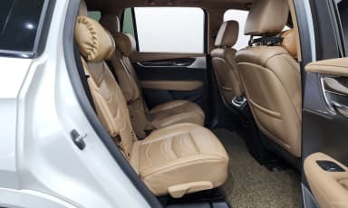 XT6