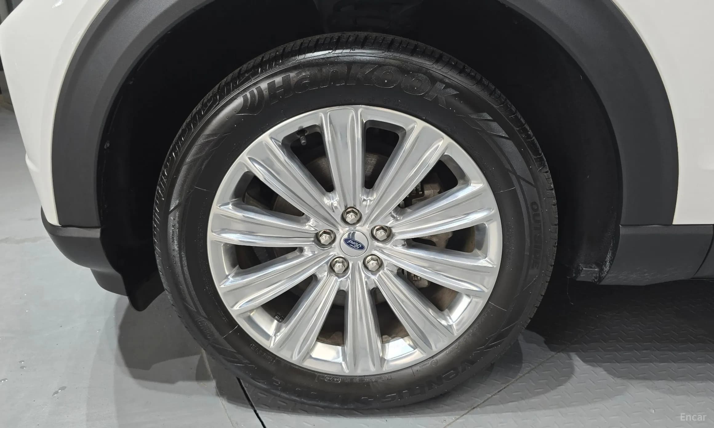 Explorer 6th Generation