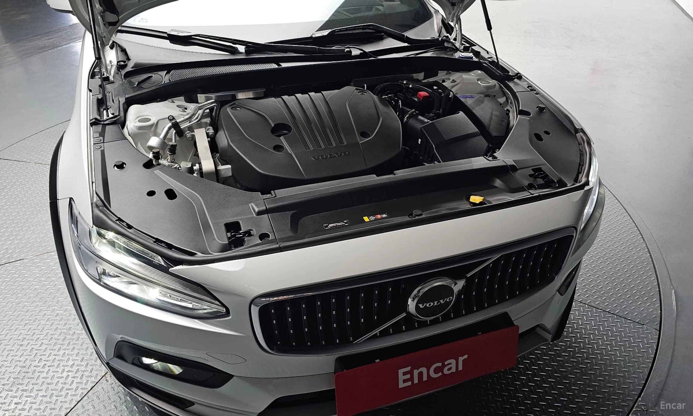 V90 Cross Country