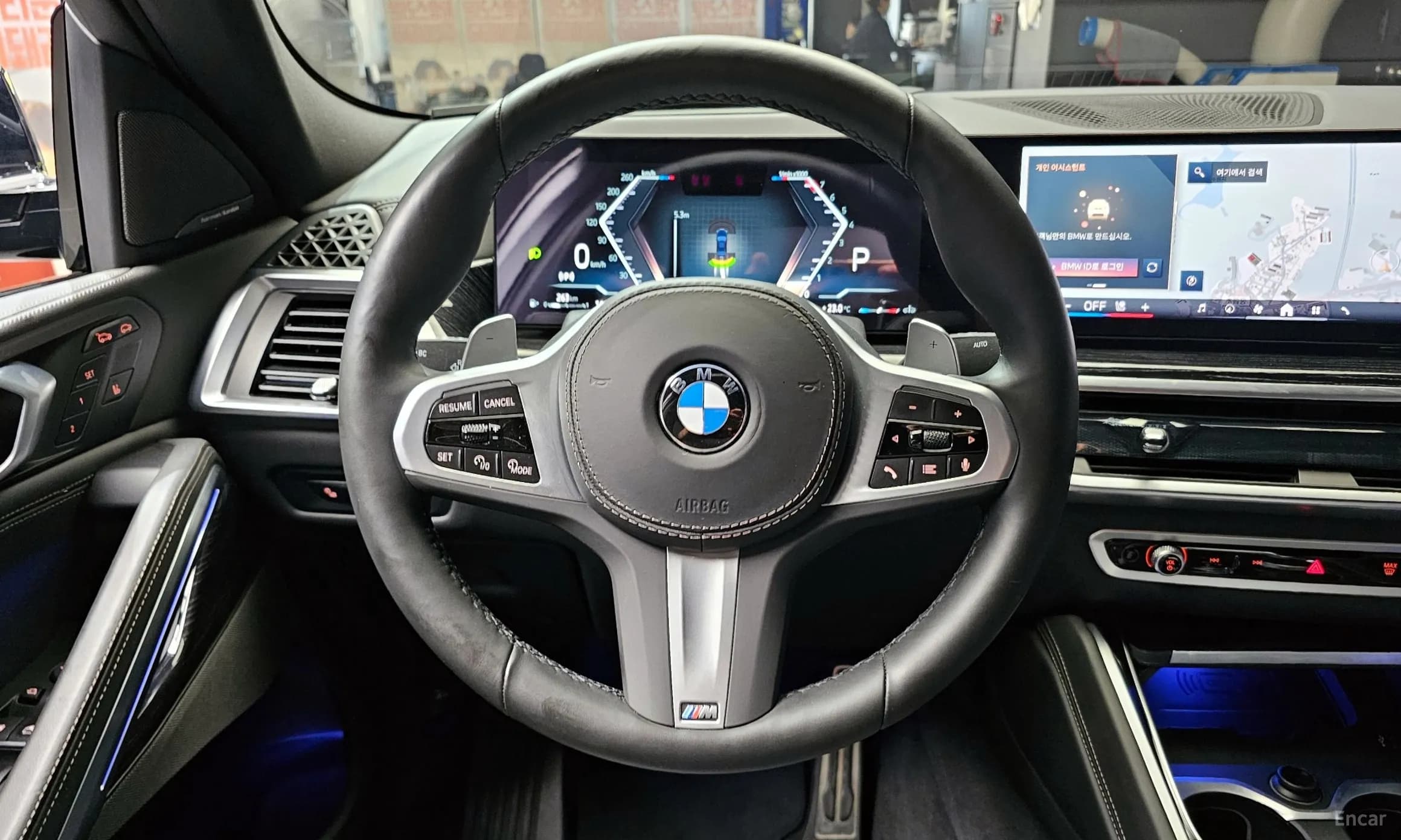X6 (G06)