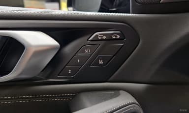 X6 (G06)