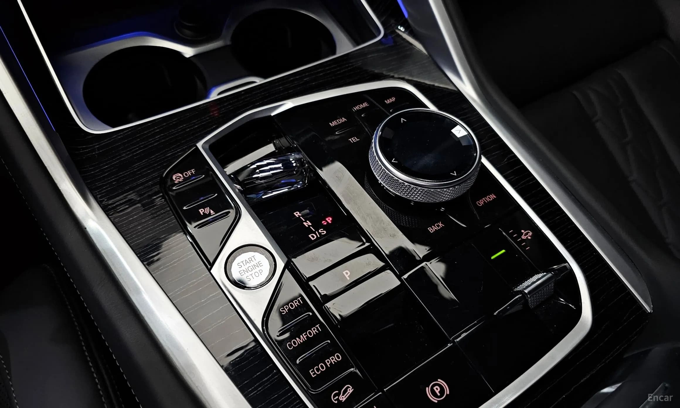 X6 (G06)