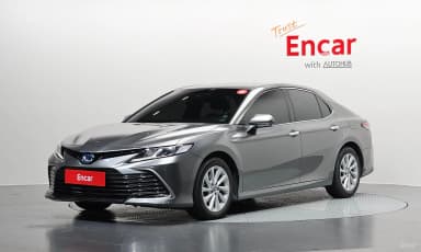 Camry (XV70)