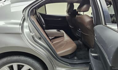 Camry (XV70)