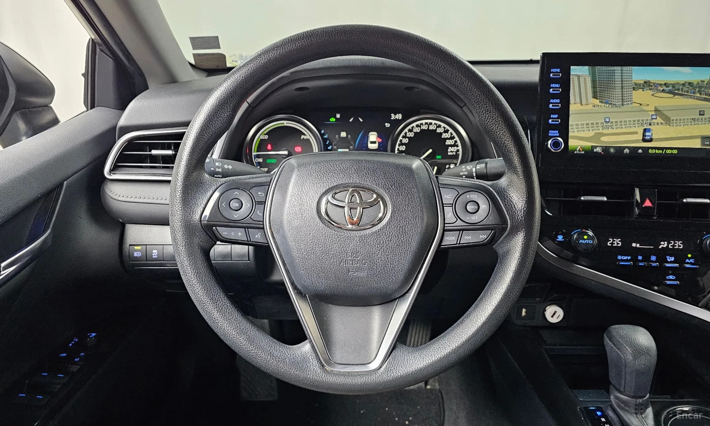 Camry (XV70)