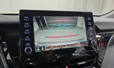 Camry (XV70)