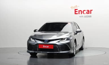 Camry (XV70)