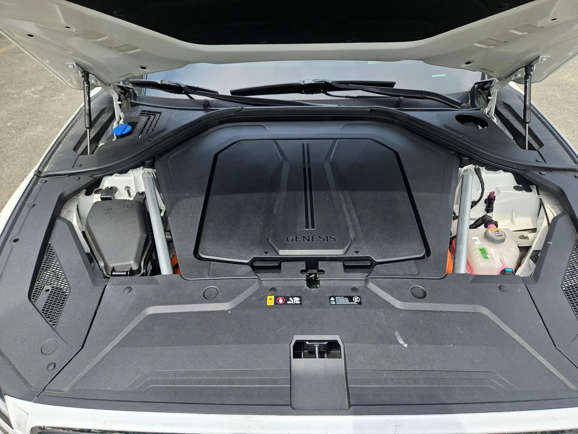 Electrified GV70