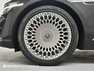 G90