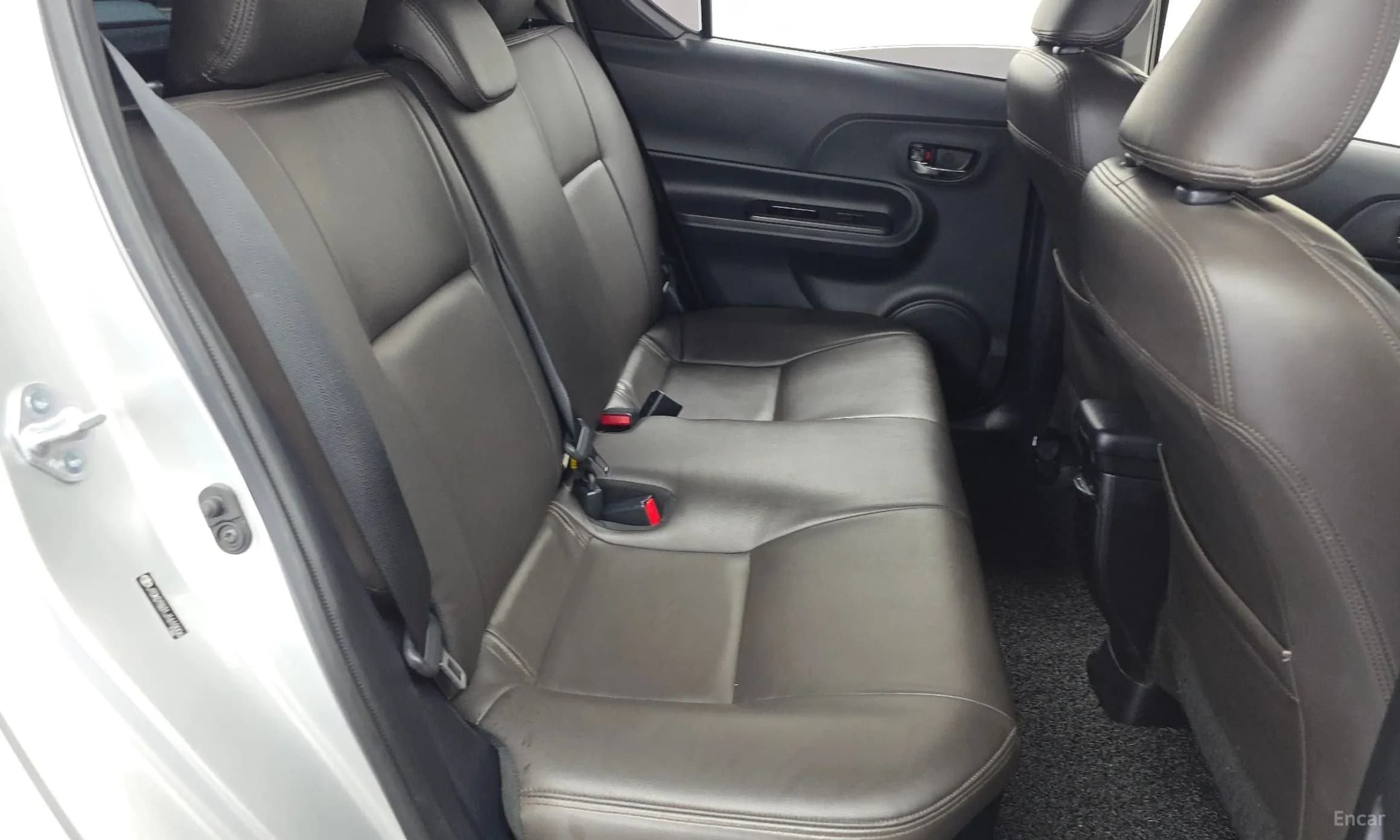 Prius C