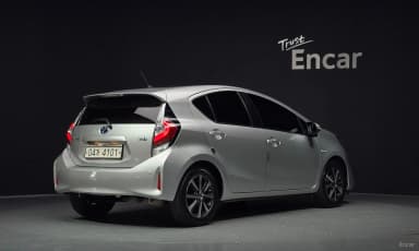 Prius C