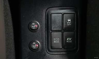 Prius C