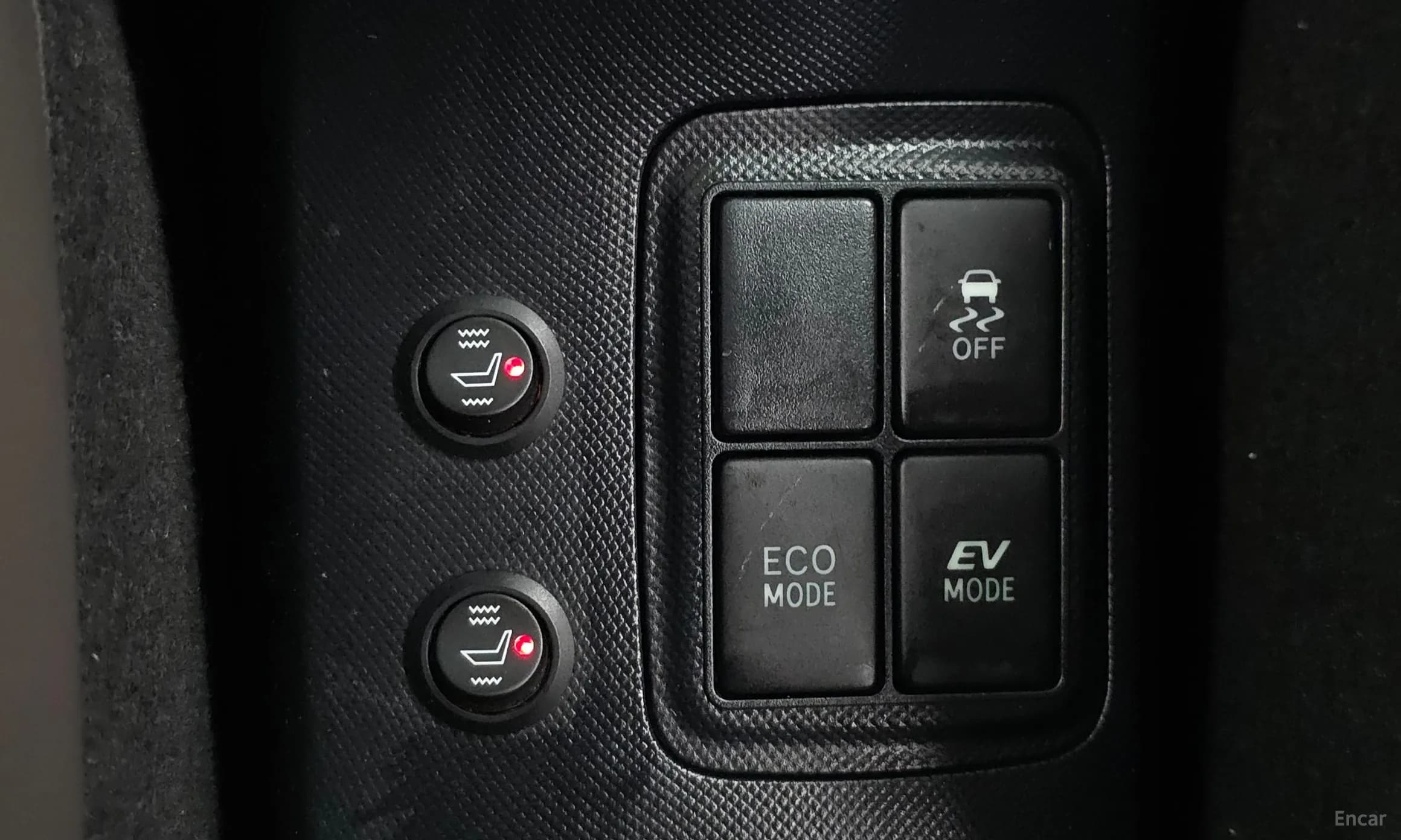 Prius C