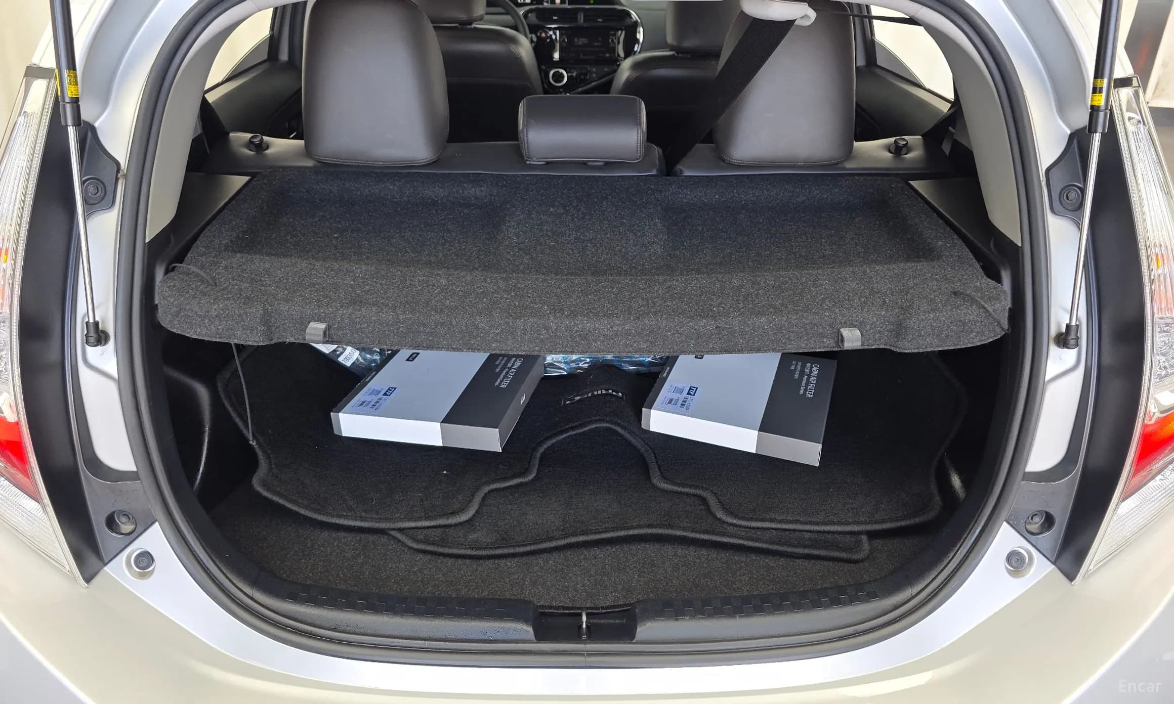 Prius C