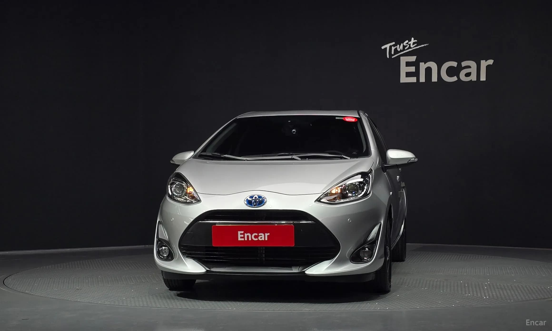Prius C