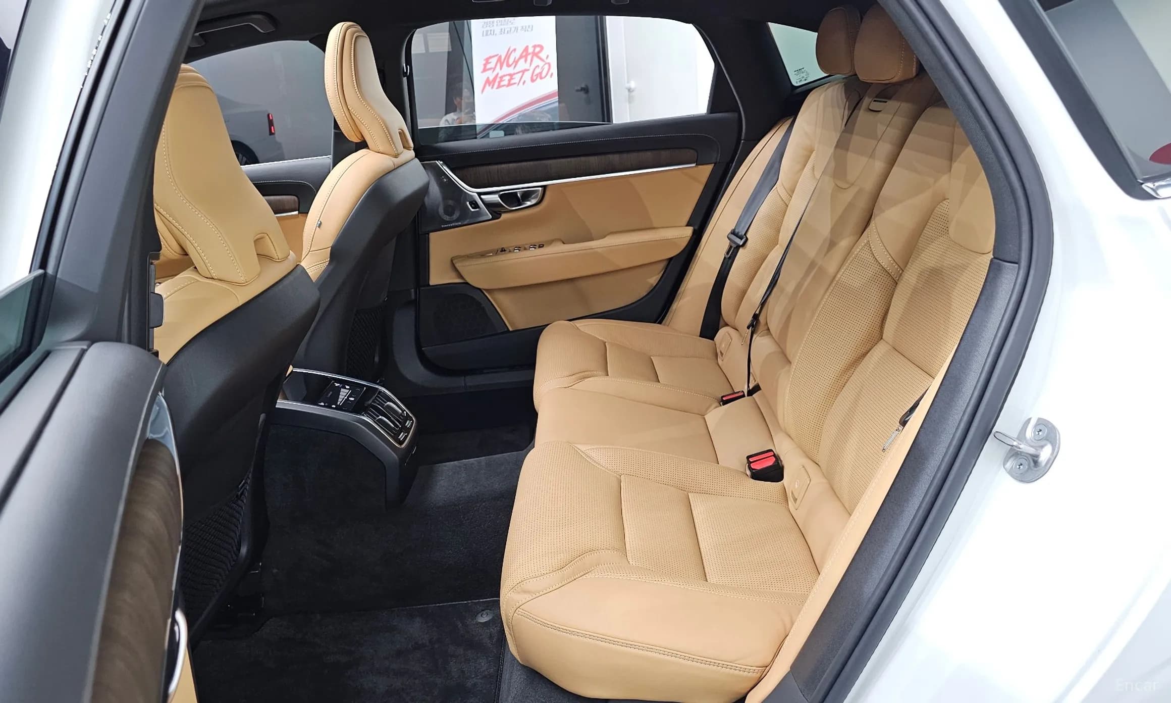 S90