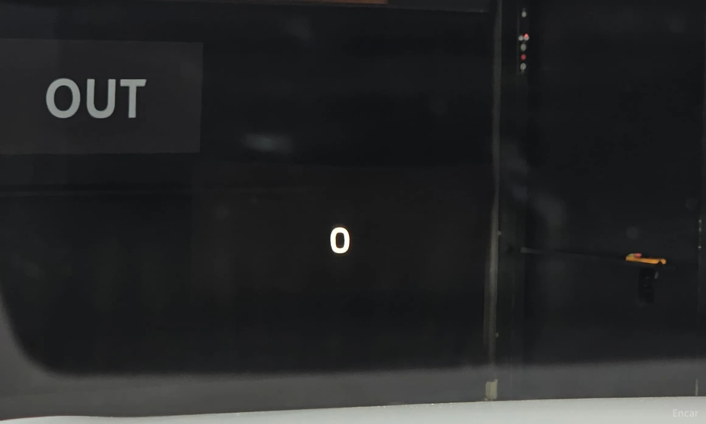 S90