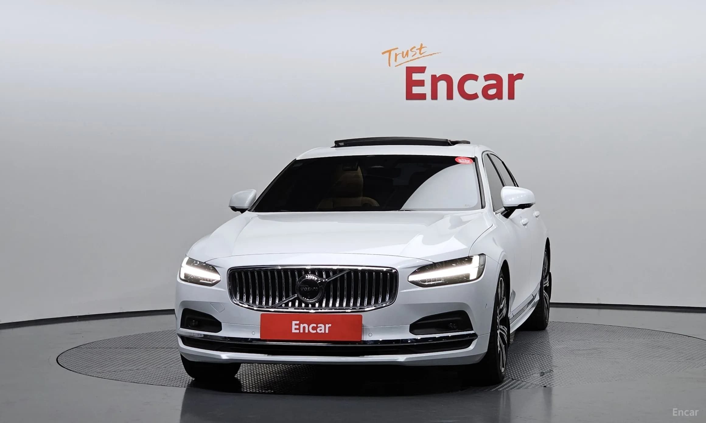 S90