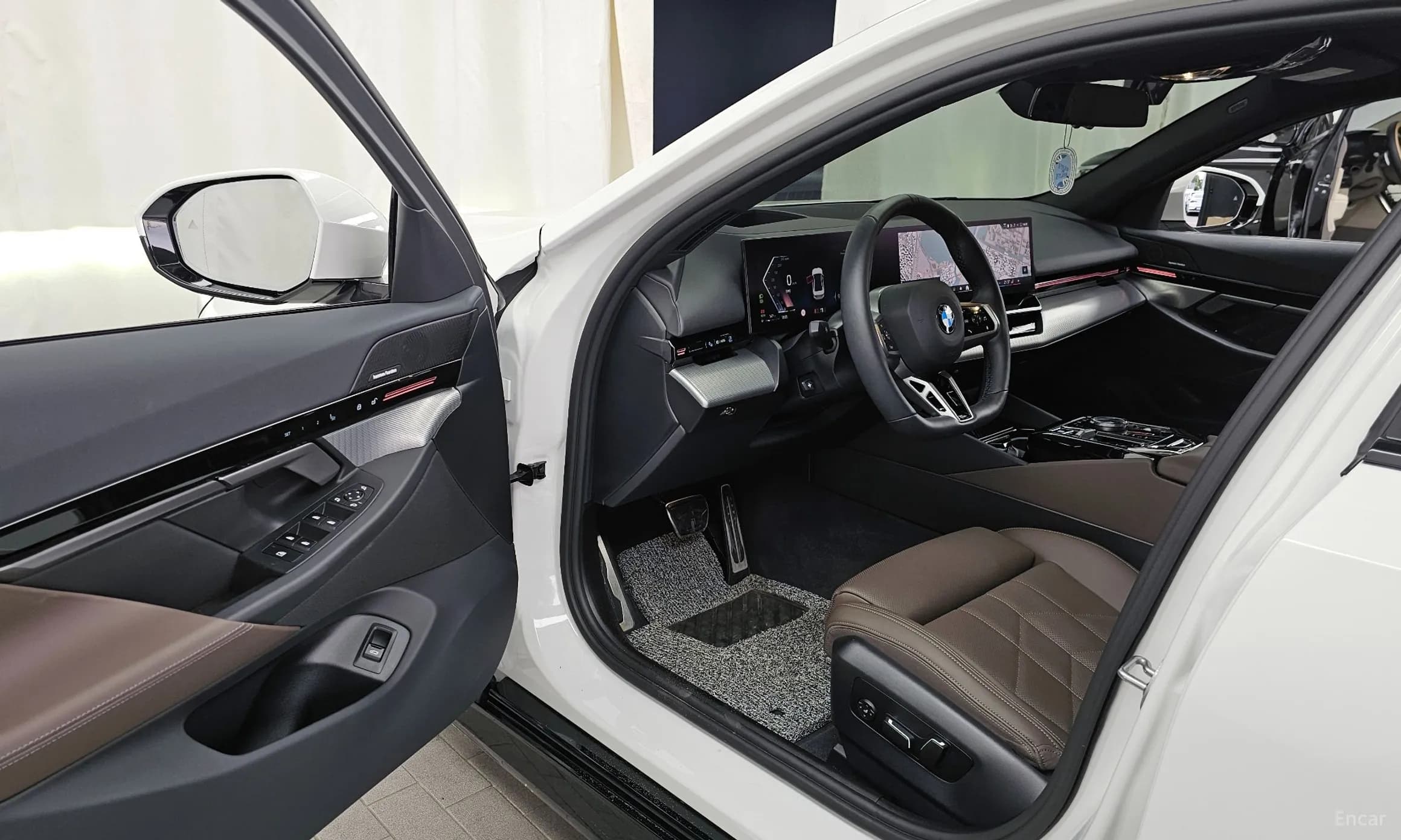 5 Series (G60)