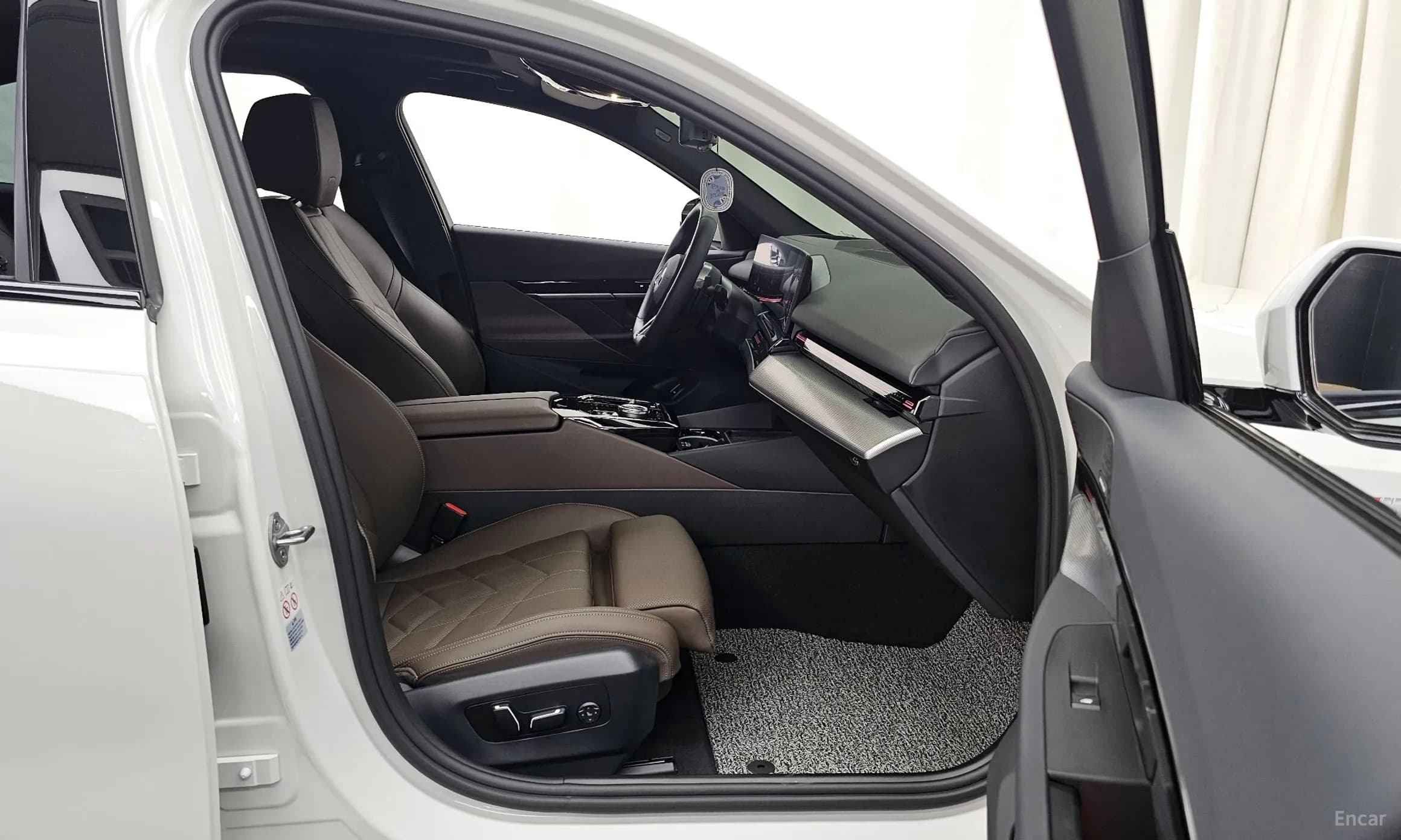 5 Series (G60)