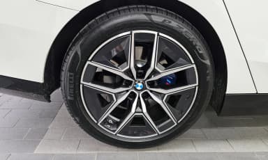 5 Series (G60)