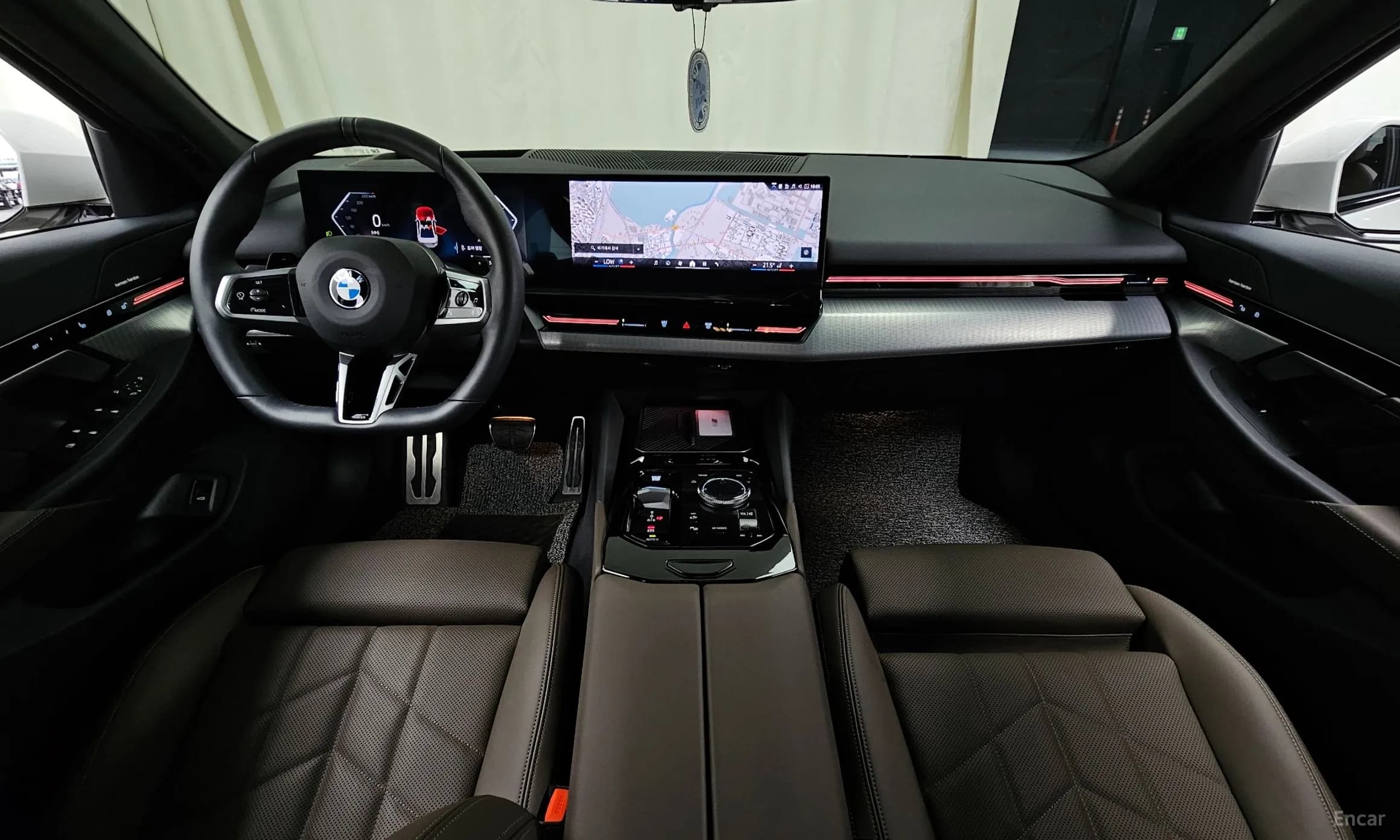 5 Series (G60)