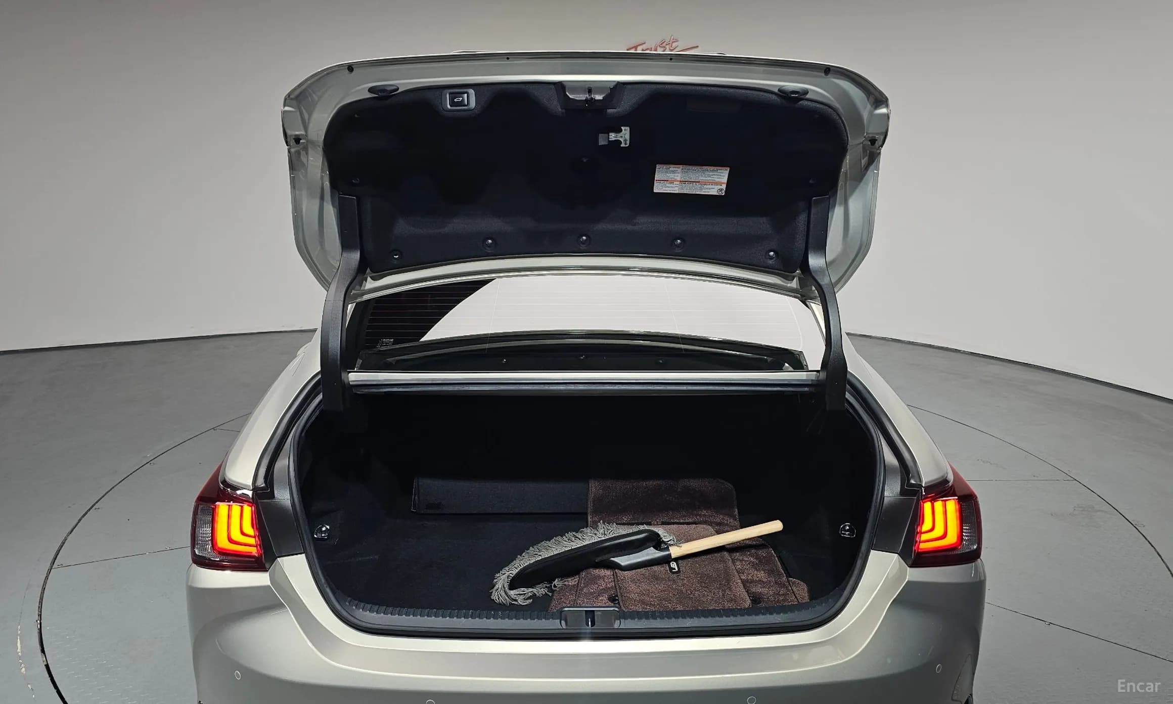 ES300h 7th Generation