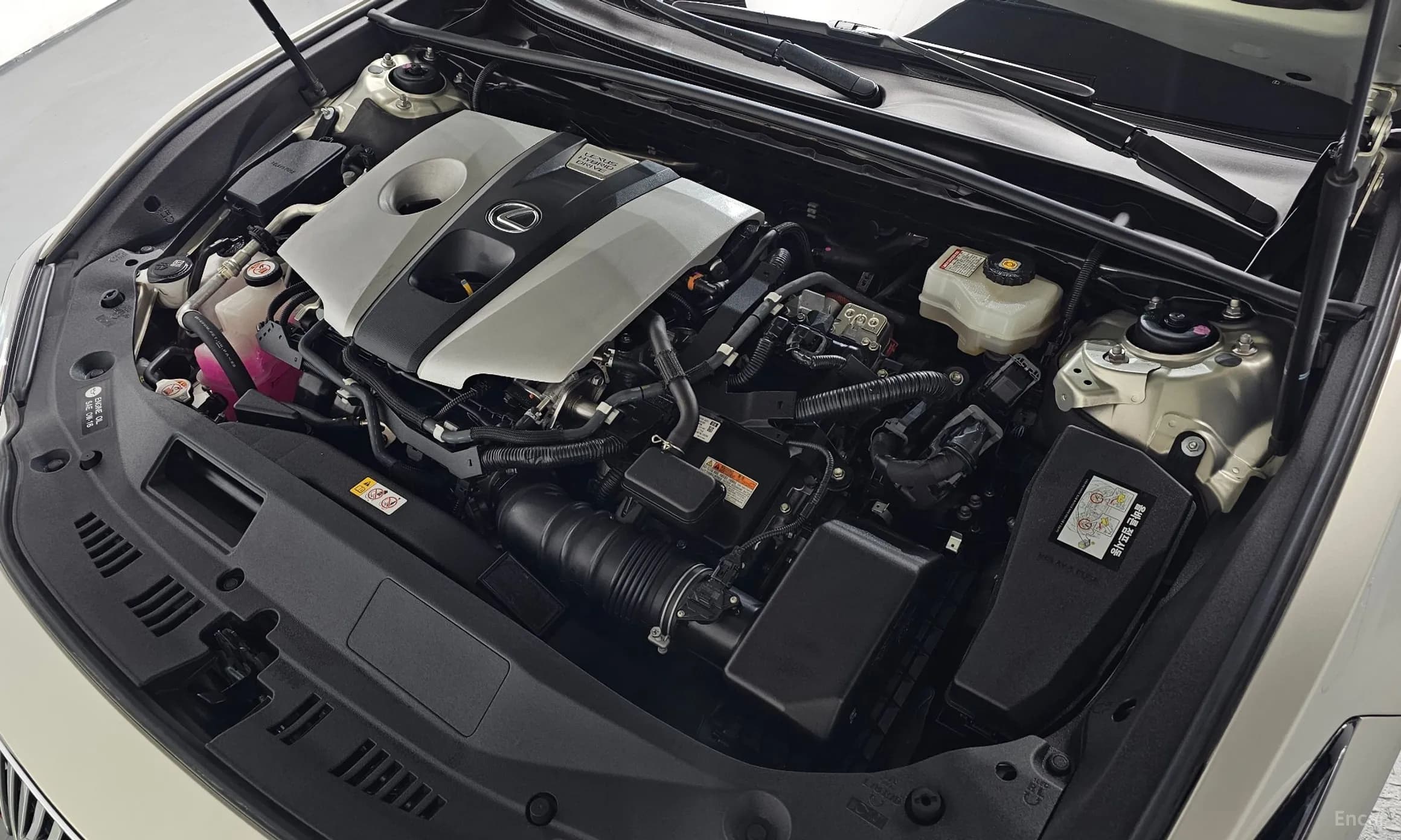 ES300h 7th Generation