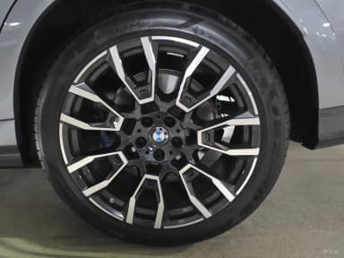 X6 (G06)