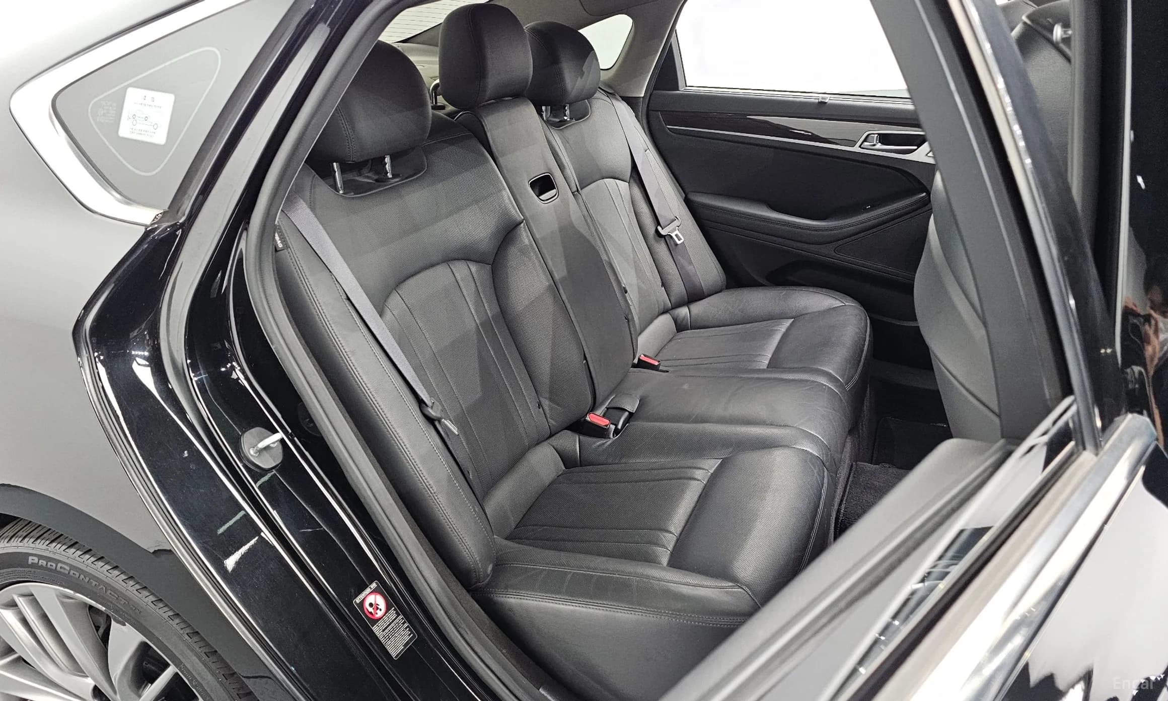 G80