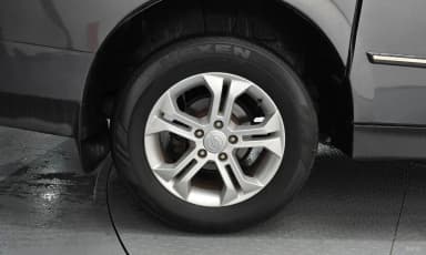 Korando Sports