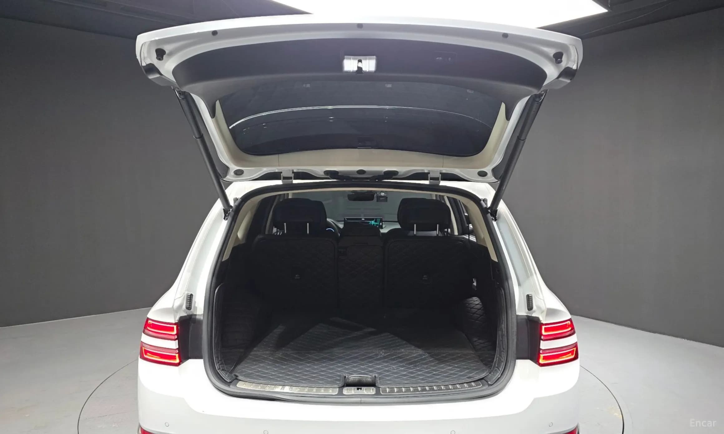 G90 (RS4)
