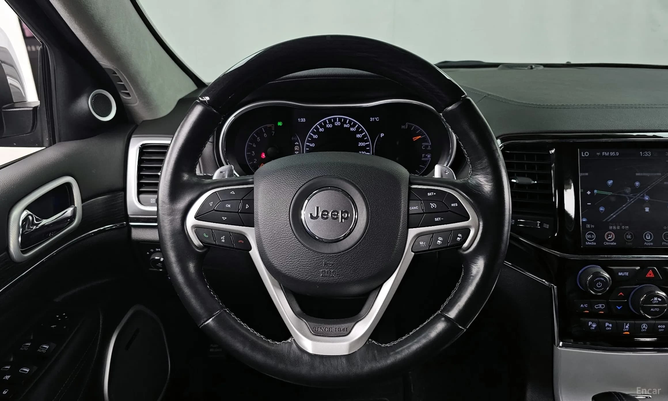 Grand Cherokee
