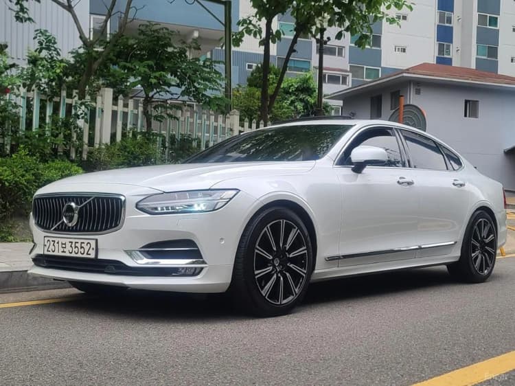 S90