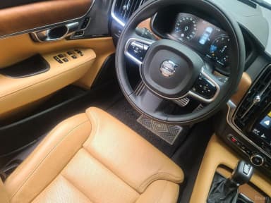 S90
