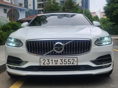 S90
