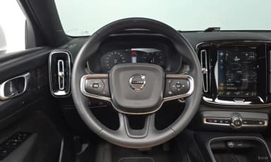 XC40