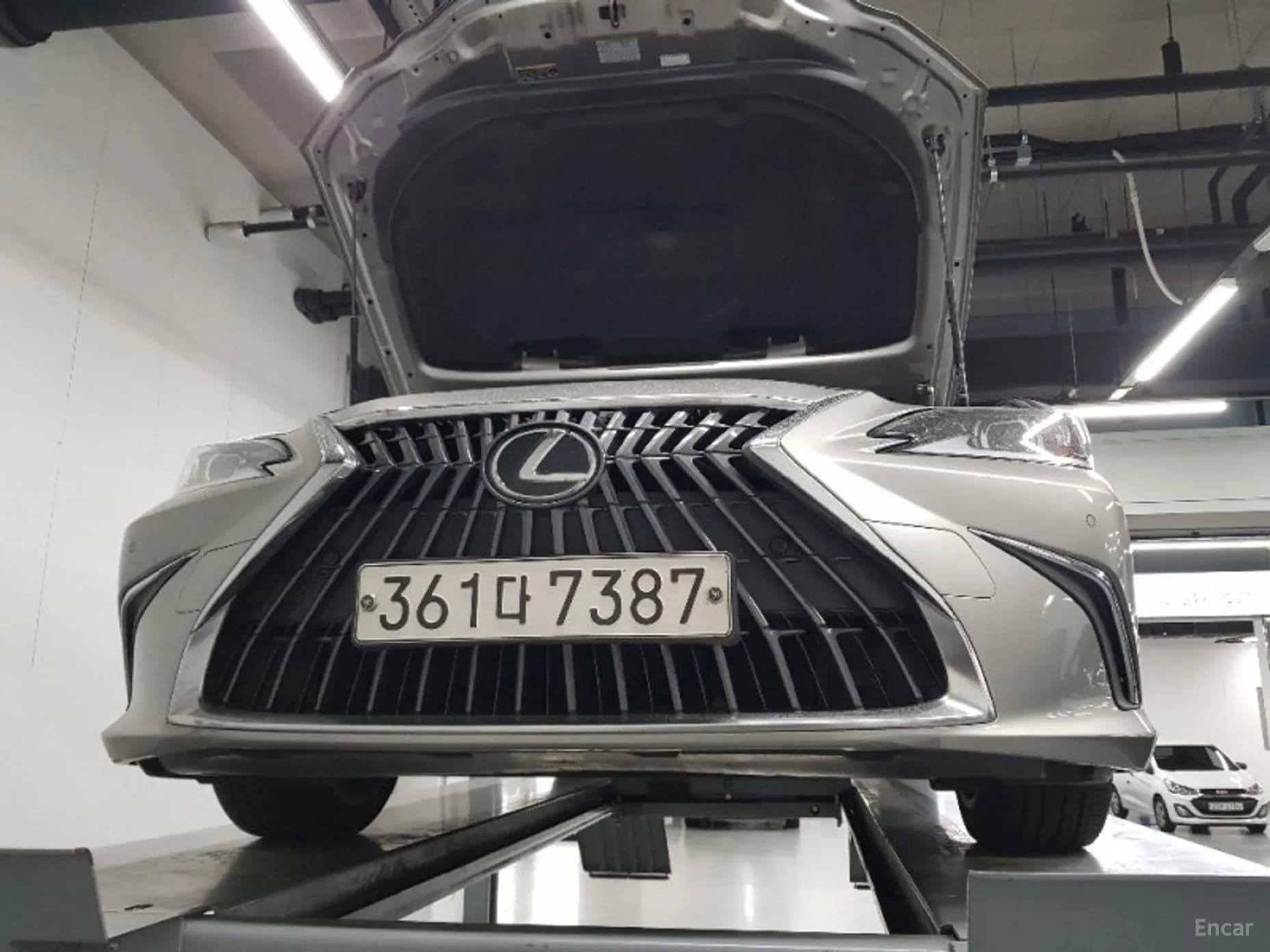 ES300h 7th Generation