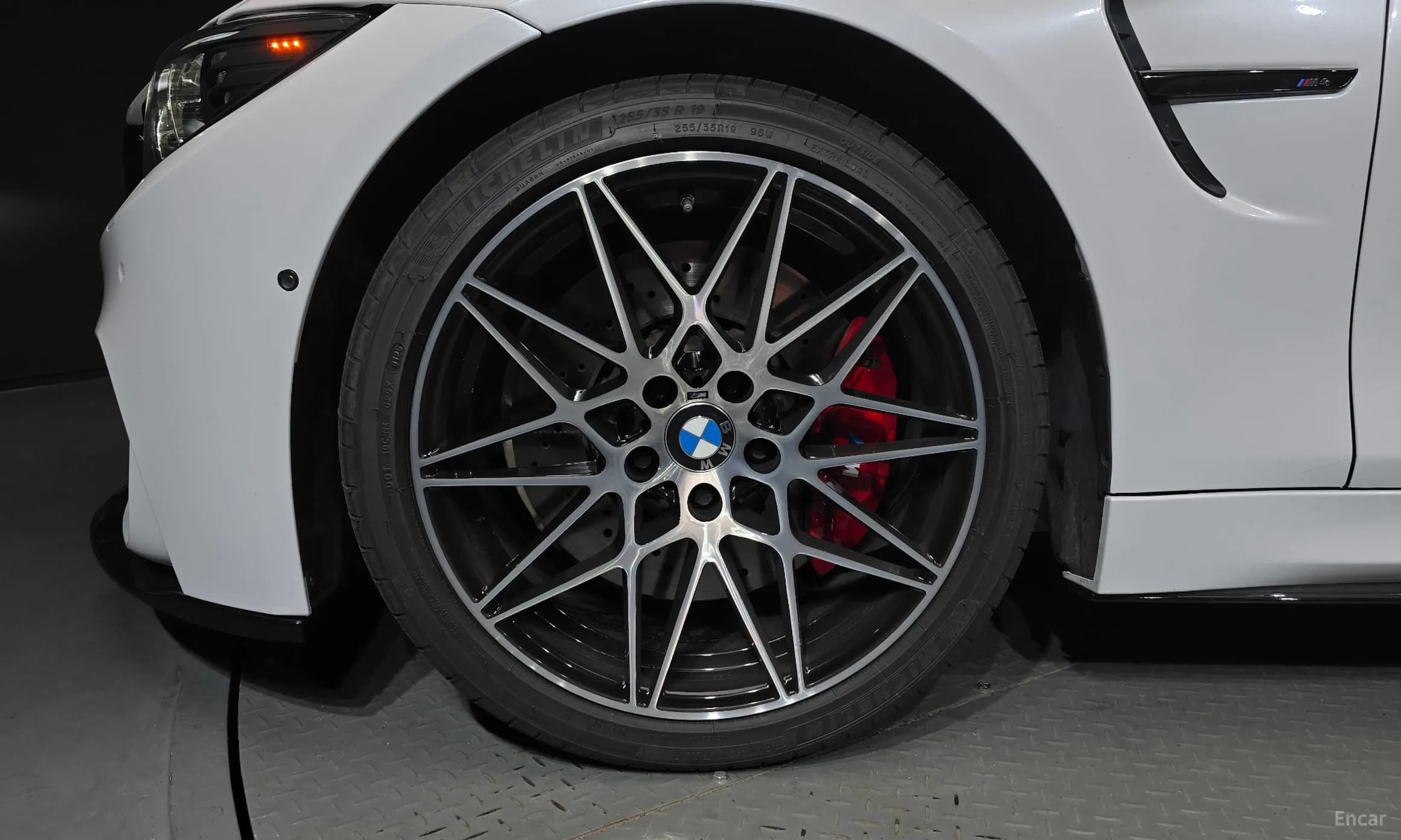 M4 (F82)