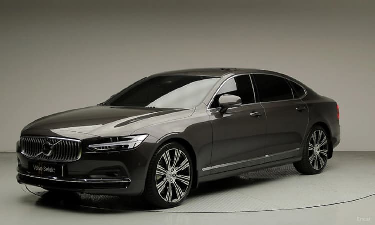 S90