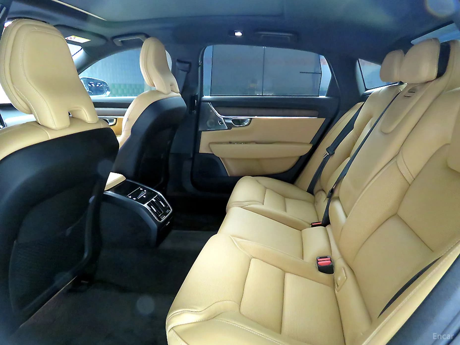 S90