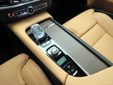 S90
