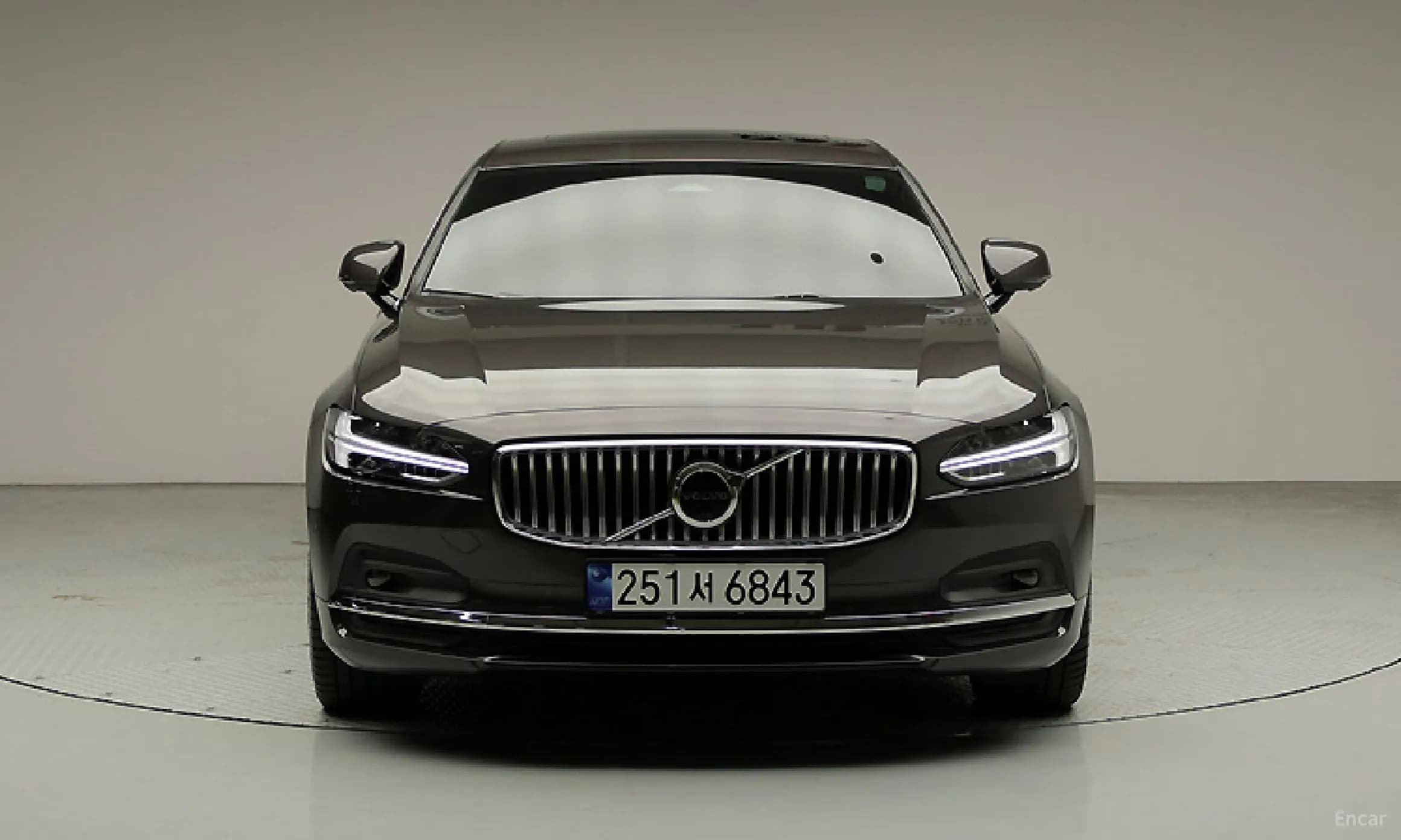 S90