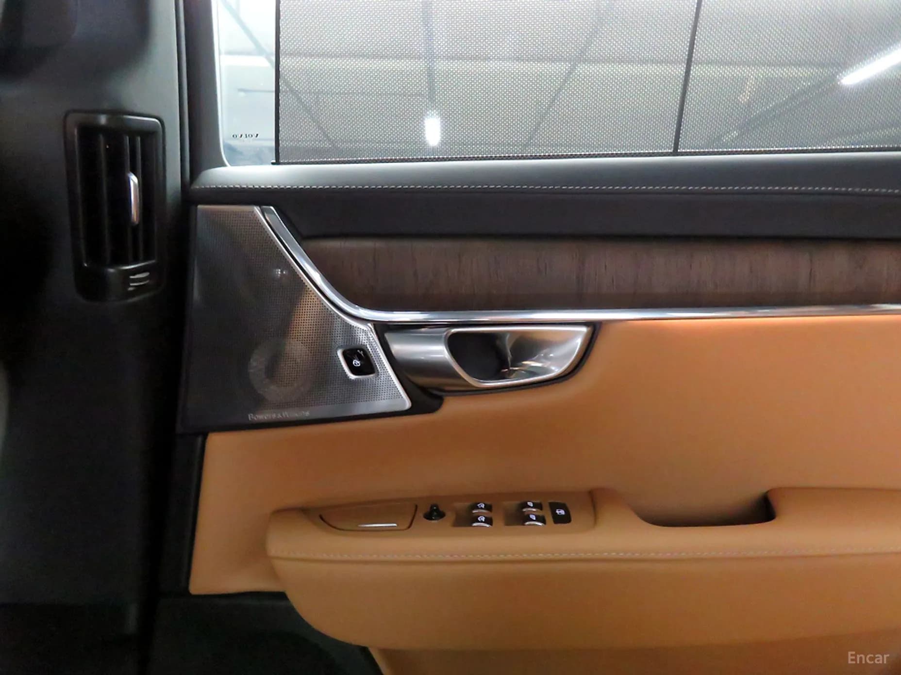 S90